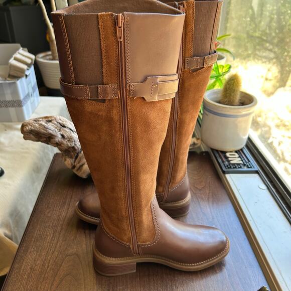 Brown Heeled Boots for Women - Picture 8 of 11